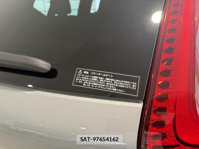 Volvo XC40 2025-07 8277683-8