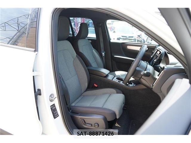 Volvo XC40 2022-09 8278104-10