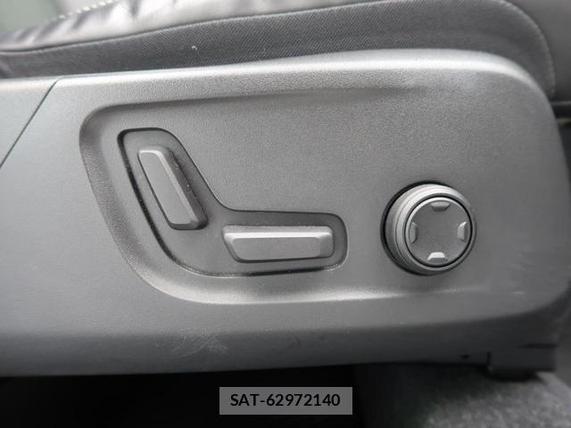 Volvo XC40 2021-11 8279441-10