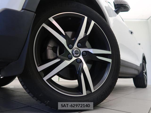 Volvo XC40 2021-11 8279441-11