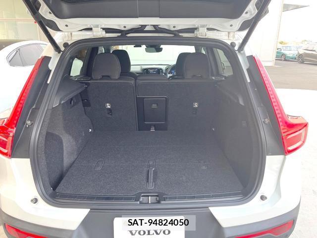 Volvo XC40 2023-09 8280439-13