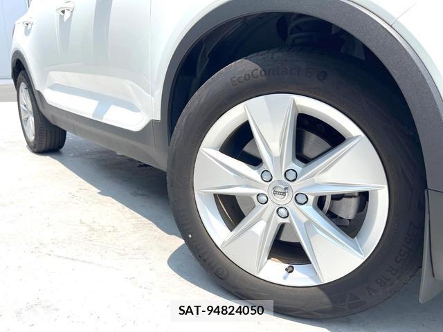 Volvo XC40 2023-09 8280439-15