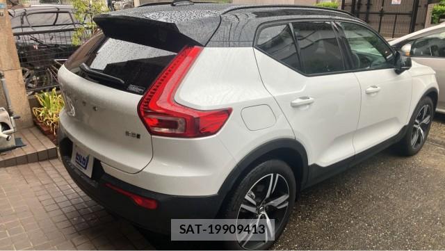Volvo XC40 2021-10 8282161-12