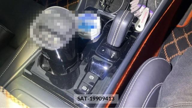 Volvo XC40 2021-10 8282161-14