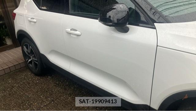 Volvo XC40 2021-10 8282161-3