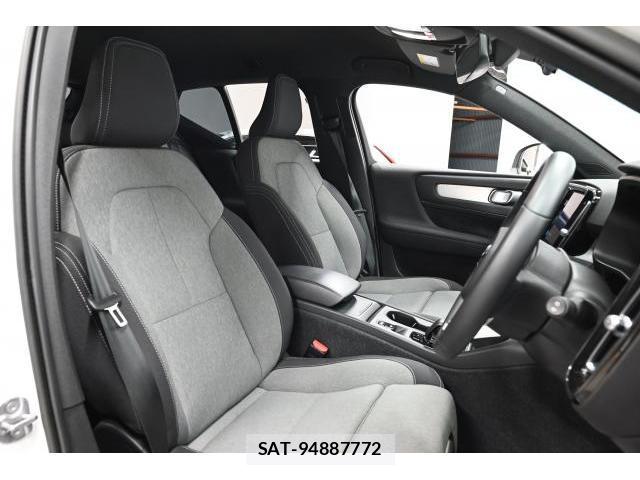 Volvo XC40 2023-06 8284231-12