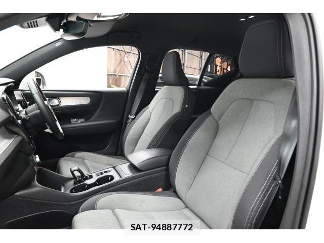 Volvo XC40 2023-06 8284231-14