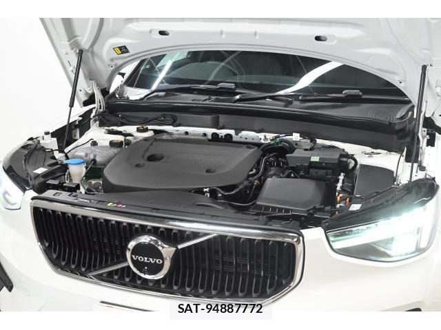 Volvo XC40 2023-06 8284231-18