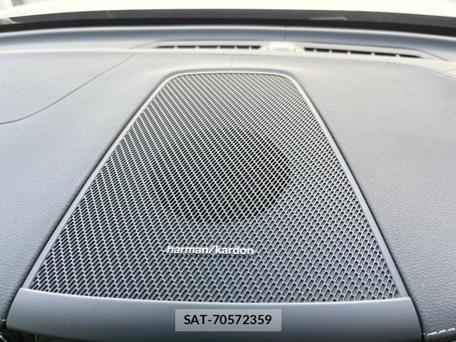 Volvo XC60 2022-08 8277187-5