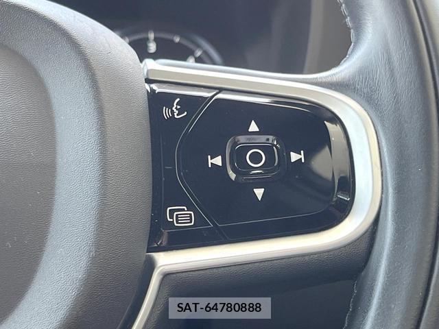 Volvo XC60 2018-05 8277188-10