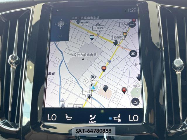 Volvo XC60 2018-05 8277188-5