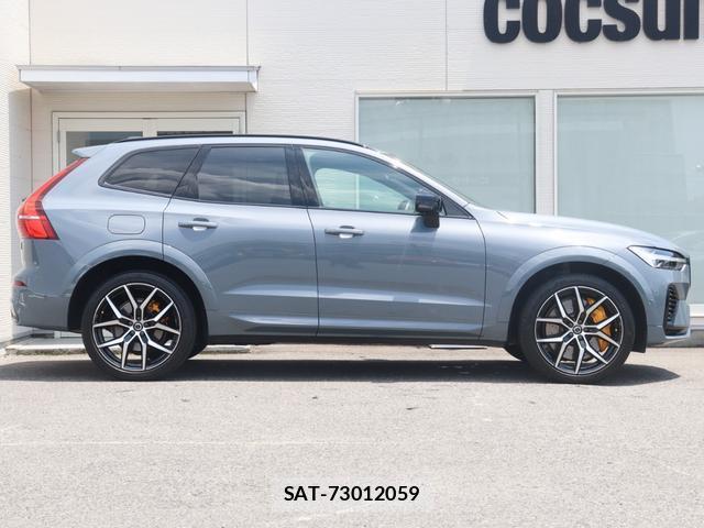 Volvo XC60 2021-10 8279242-6