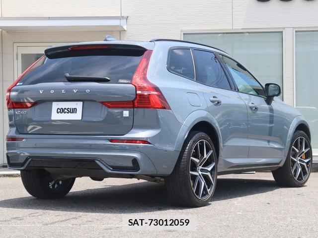Volvo XC60 2021-10 8279242-7