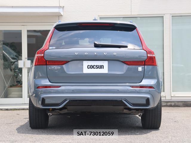 Volvo XC60 2021-10 8279242-8