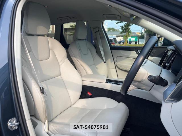 Volvo XC60 2021-07 8279259-12