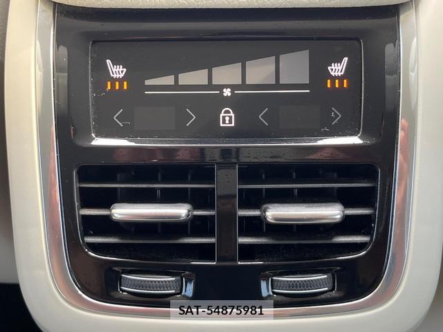 Volvo XC60 2021-07 8279259-7