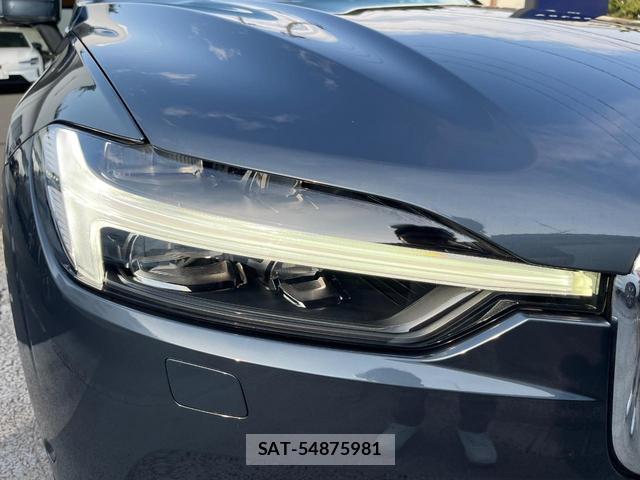 Volvo XC60 2021-07 8279259-9