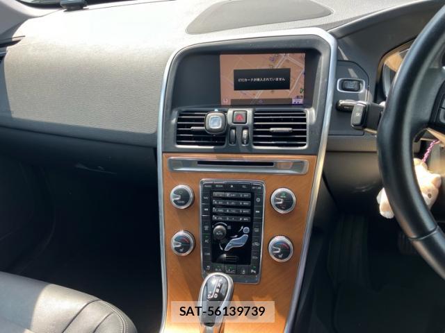 Volvo XC60 2017-08 8279641-14