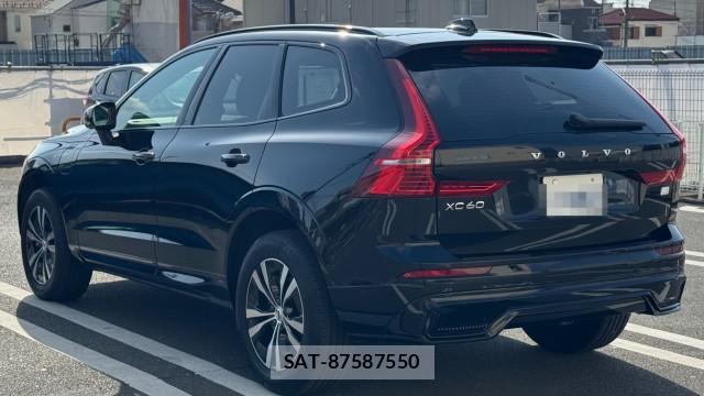 Volvo XC60 2022-12 8282170-13