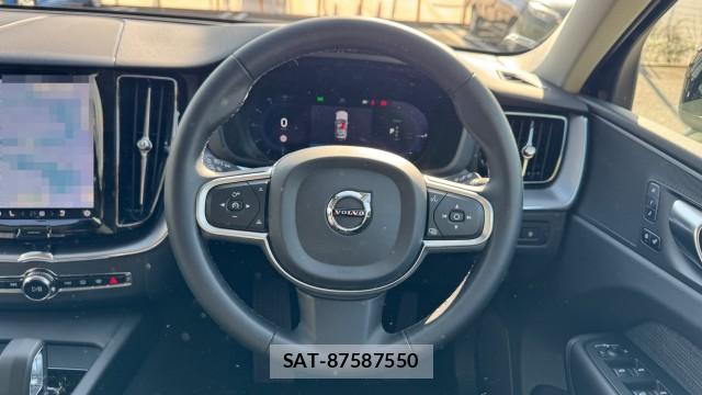 Volvo XC60 2022-12 8282170-16