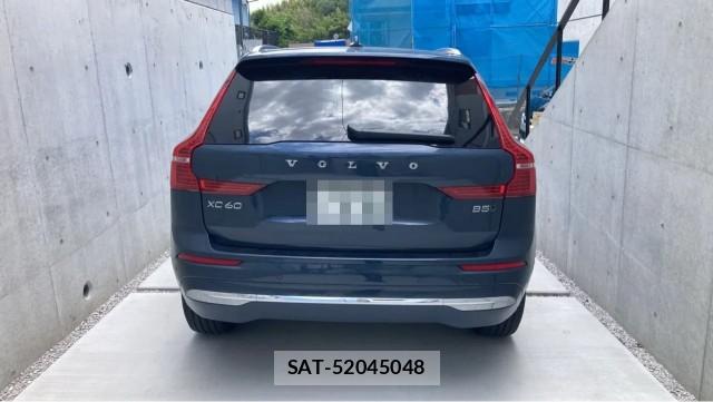 Volvo XC60 2022-06 8282281-1