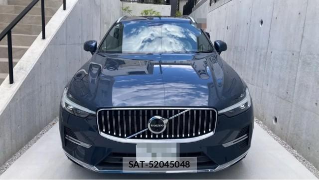 Volvo XC60 2022-06 8282281-9