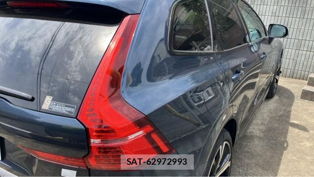 Volvo XC60 2022-09 8282282-10