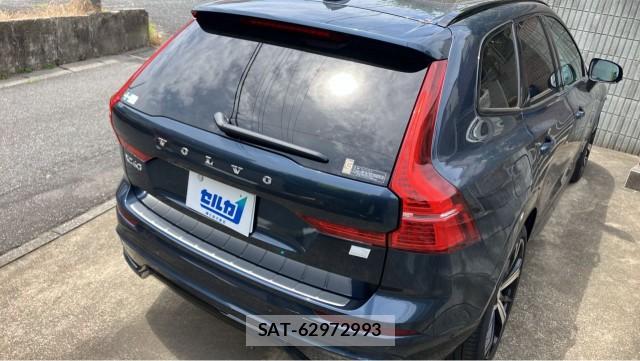 Volvo XC60 2022-09 8282282-13
