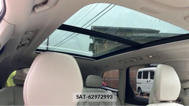 Volvo XC60 2022-09 8282282-15