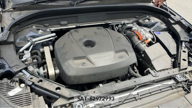 Volvo XC60 2022-09 8282282-7