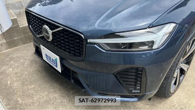 Volvo XC60 2022-09 8282282-9