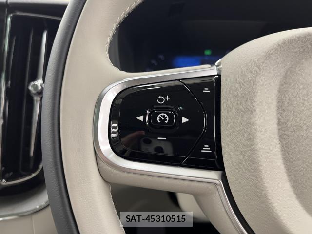 Volvo XC60 2025-09 8283952-9