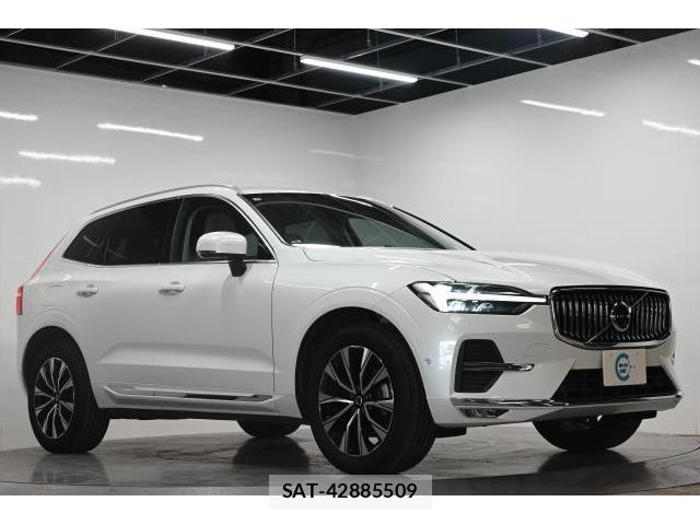 Volvo XC60 2023-05 8284233-0