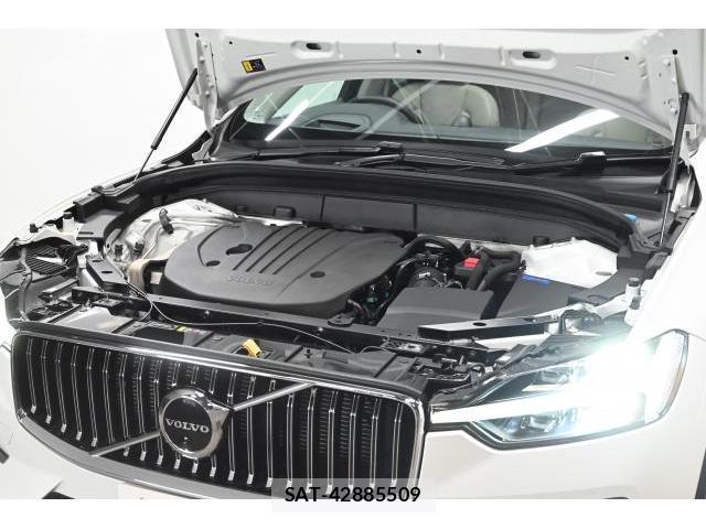 Volvo XC60 2023-05 8284233-17