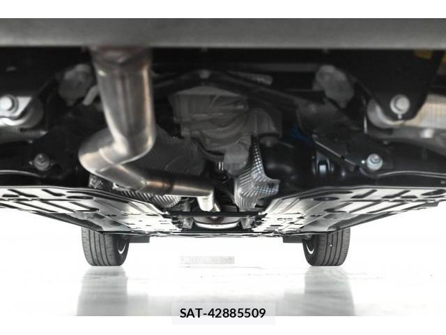 Volvo XC60 2023-05 8284233-18
