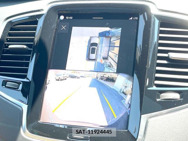 Volvo XC90 2024-06 8279372-10