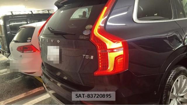 Volvo XC90 2017-09 8281441-1