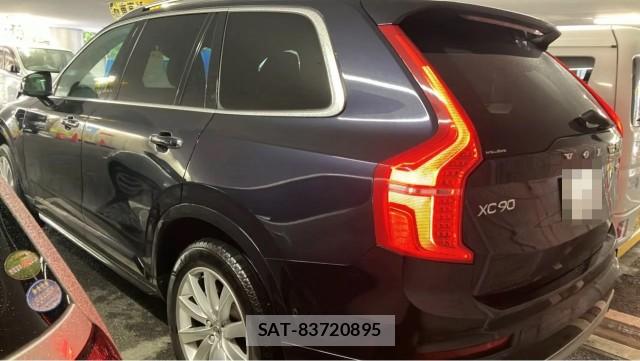 Volvo XC90 2017-09 8281441-13