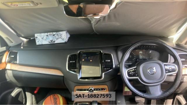 Volvo XC90 2020-09 8282151-2