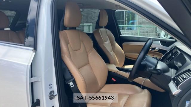 Volvo XC90 2016-06 8282410-5