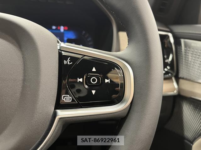 Volvo XC90 2025-09 8283951-11