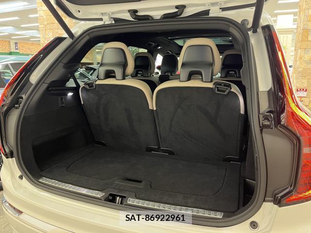 Volvo XC90 2025-09 8283951-5