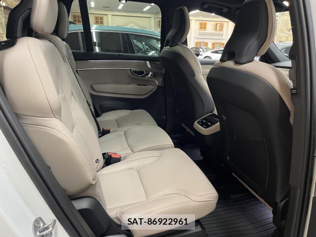 Volvo XC90 2025-09 8283951-9