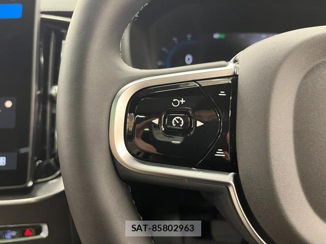 Volvo XC90 2025-02 8283957-11