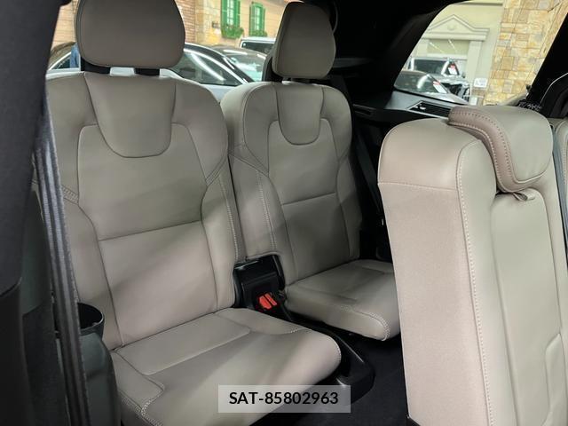 Volvo XC90 2025-02 8283957-9