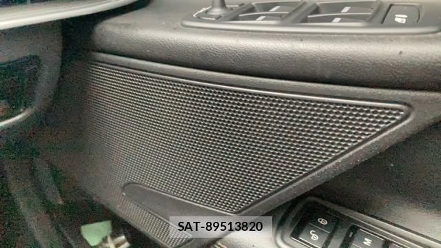 Jaguar XE 2015-08 8284830-10