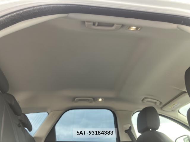 Jaguar XF 2018-10 8285508-17