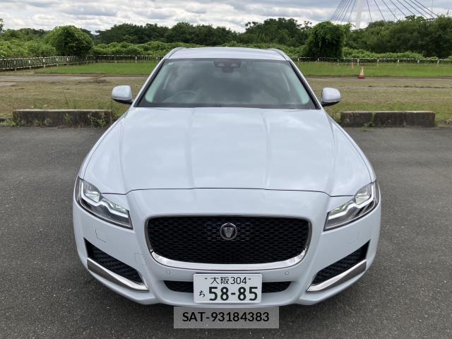 Jaguar XF 2018-10 8285508-2