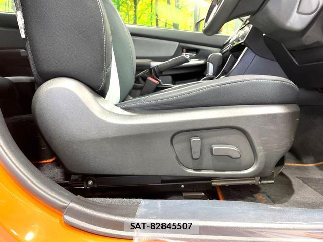 Subaru XV HYBRID 2016-11 8280392-5