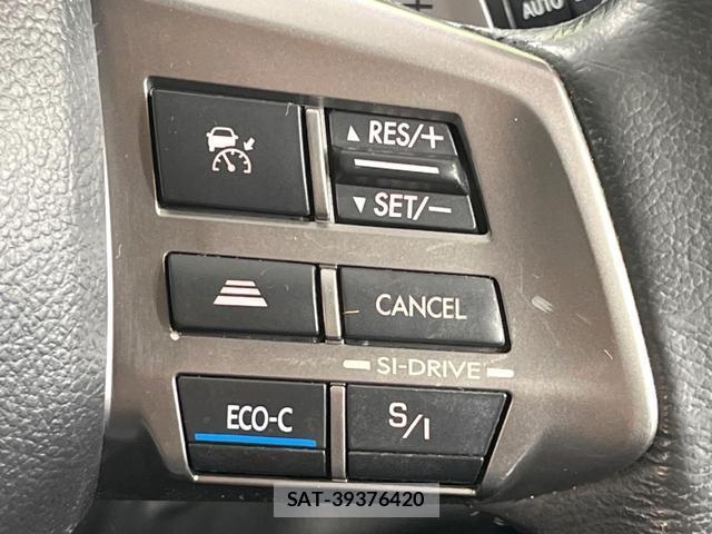Subaru XV HYBRID 2014-04 8282665-4